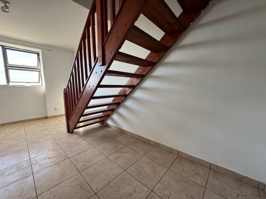 4 Bedroom Property for Sale in Black River Western Cape